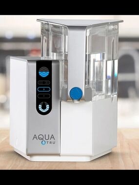 AquaTru Countertop Reverse Osmosis Water Purifier - White with Clear Reservoir